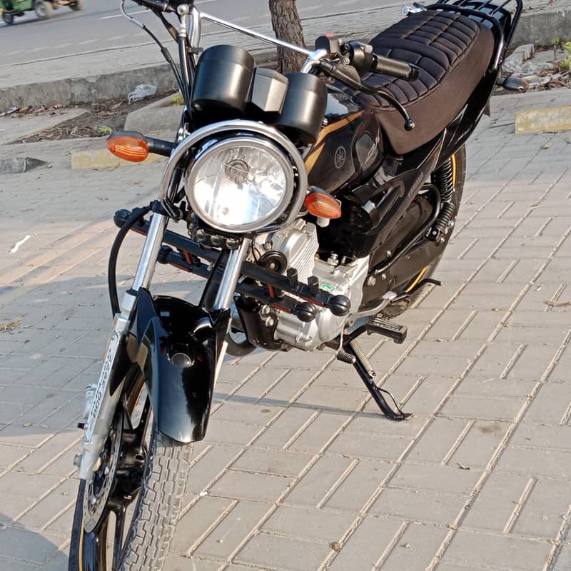 Yamaha YBZ DX 125 Lush Condition

                                                            alt=