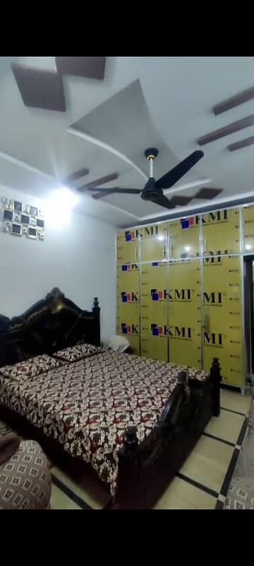 Three Marla House Available For Sale Near Almas Marriage Hall

                                                            alt=