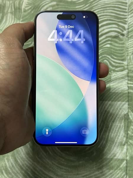 Apple iphone 15 pro 256gb Complete box

                                                            alt=