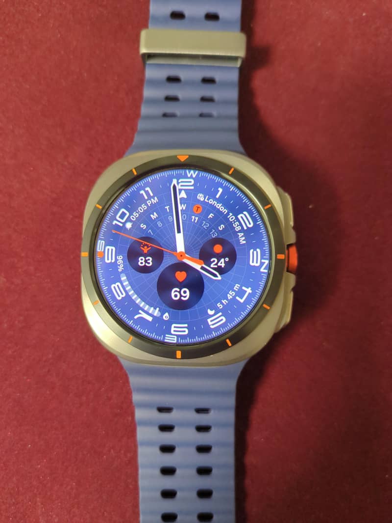 Samsung Galaxy watch ultra 2025

                                                            alt=