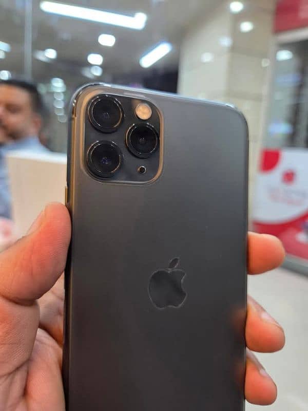 iphone 11 pro non PTA 256gb my wtsp/0341-68;86-453

                                                            alt=