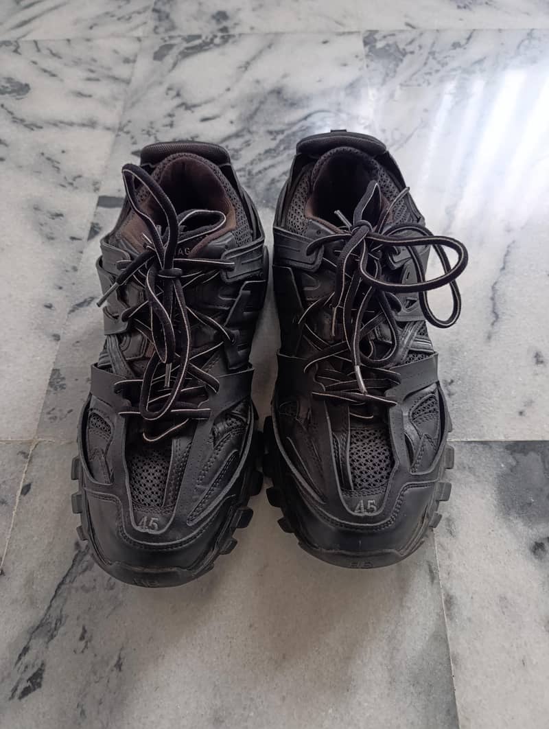 *Shoes | Brand New | Premium Quality | Men’s Fashion Shoe*

                                                            alt=