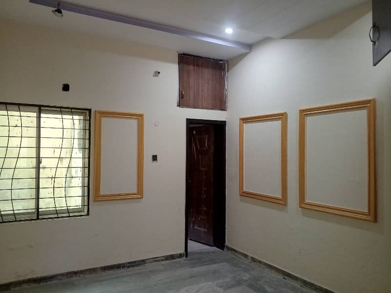 Single Storey 5 Marla House For sale In Kahna Kahna

                                                            alt=
