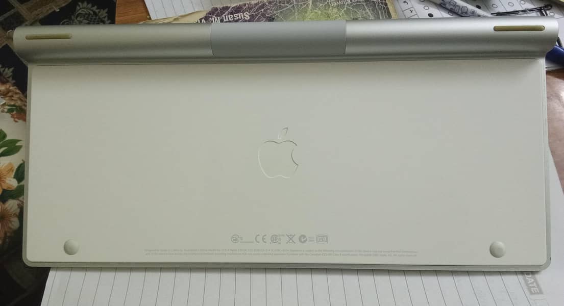 A1314 Bluetooth Keyboard

                                                            alt=