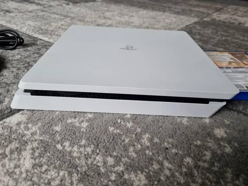 Sony Ps4 slim game 03234001652 Whatsapp no

                                                            alt=