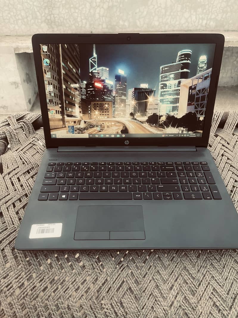 HP athlon silver 3050u 2Gb dedicated Gaming graphics

                                                            alt=