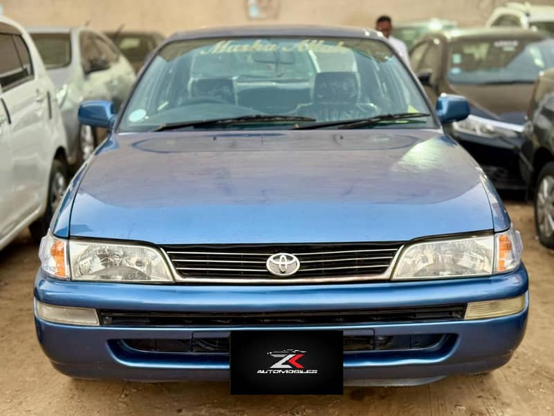 Toyota Corolla XE Model 2001 - Family Car

                                                            alt=