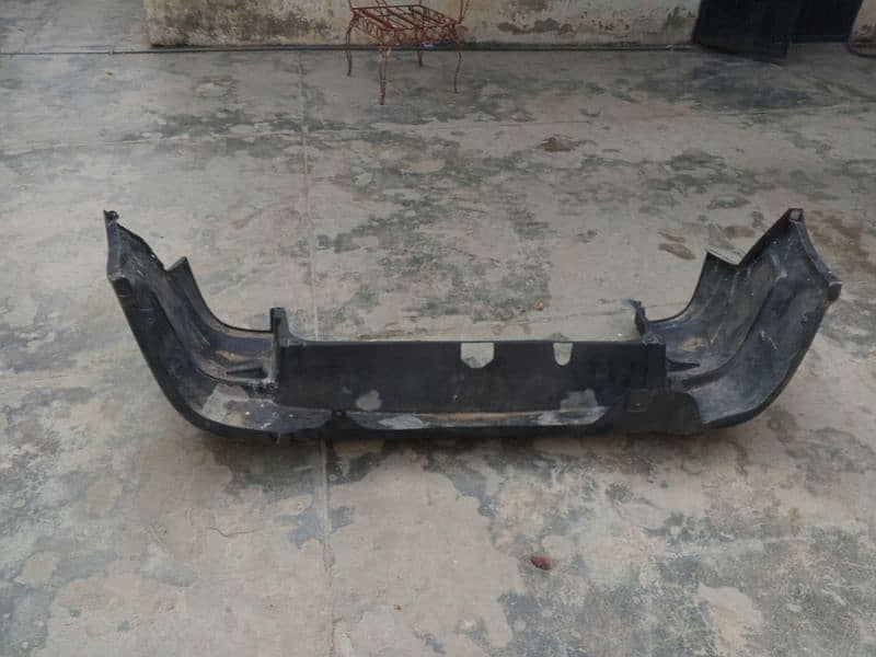 Suzuki apv rear back bumper lights other

                                                            alt=