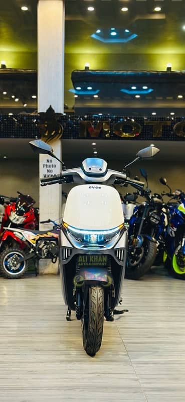 EVEE S1 EV S1 Pro NISA GENZ C1 EZ FLIPPER C1 AIR SCOOTY SCOOTER BIKE

                                                            alt=