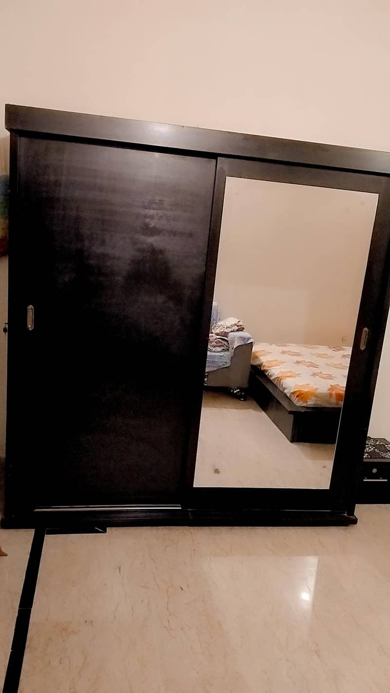 habit design square floor bed large  sliding door cupboard & dressing

                                                            alt=