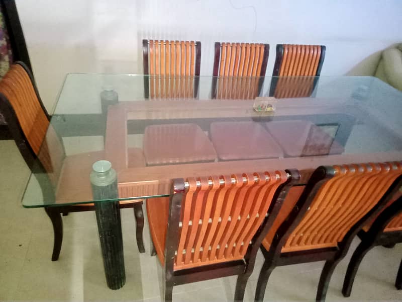 8 chairs with wood dining table

                                                            alt=