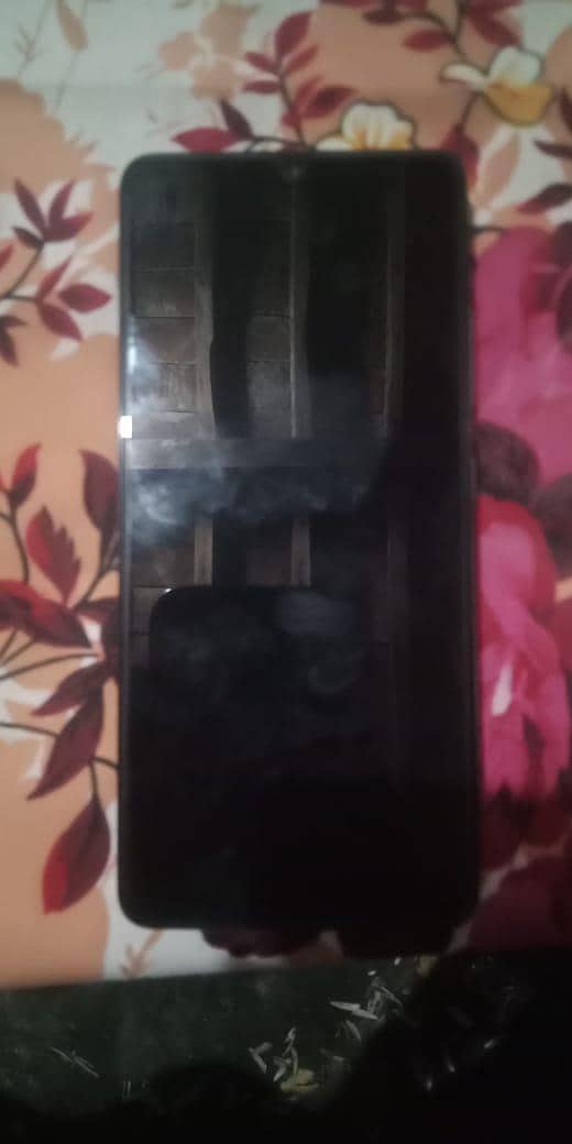 all ok fresh mobile ha box  and charger complete

                                                            alt=