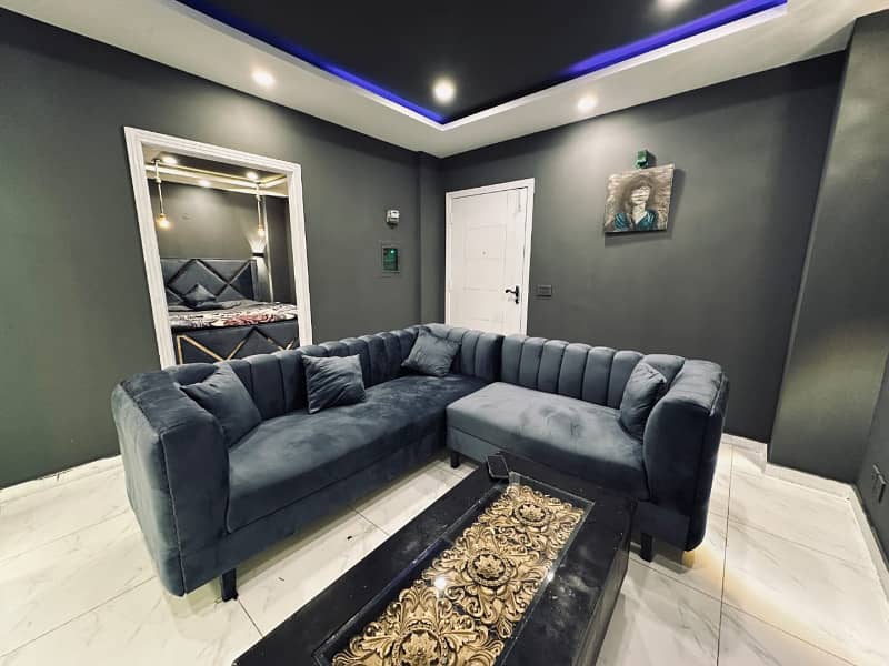 Daily basis luxury short stay apartments

                                                            alt=