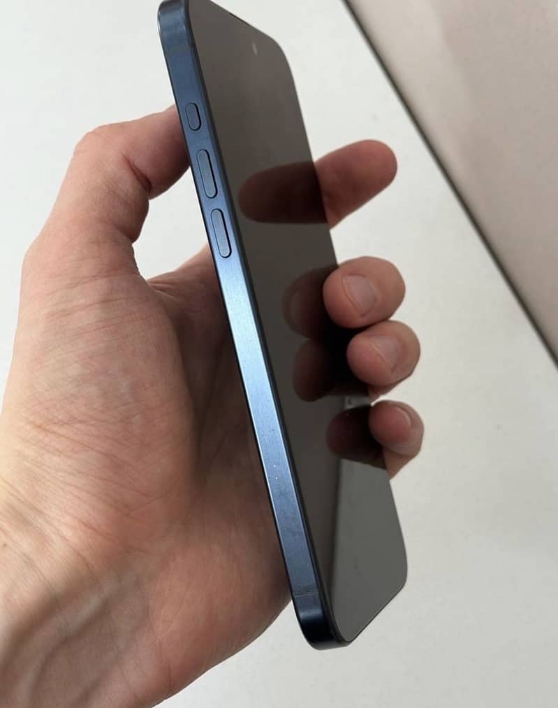 iPhone 15 Pro Max 256GB Non PTA

                                                            alt=