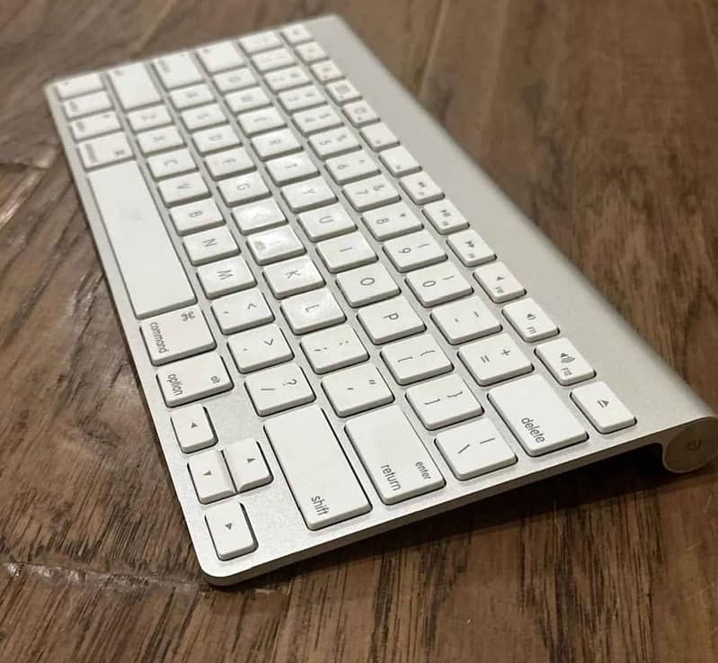 Apple Magic 1 Bluetooth Keyboard Stock Available

                                                            alt=