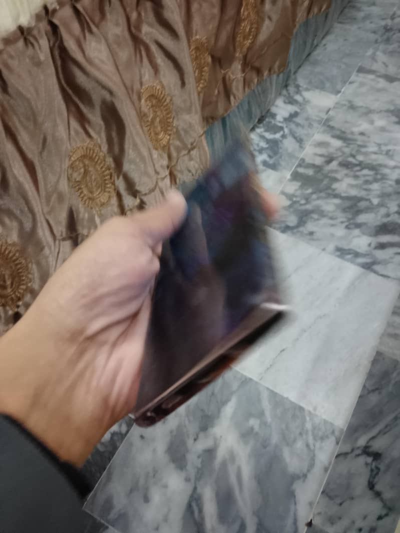 sumsung note 20 ultra  12/256

                                                            alt=