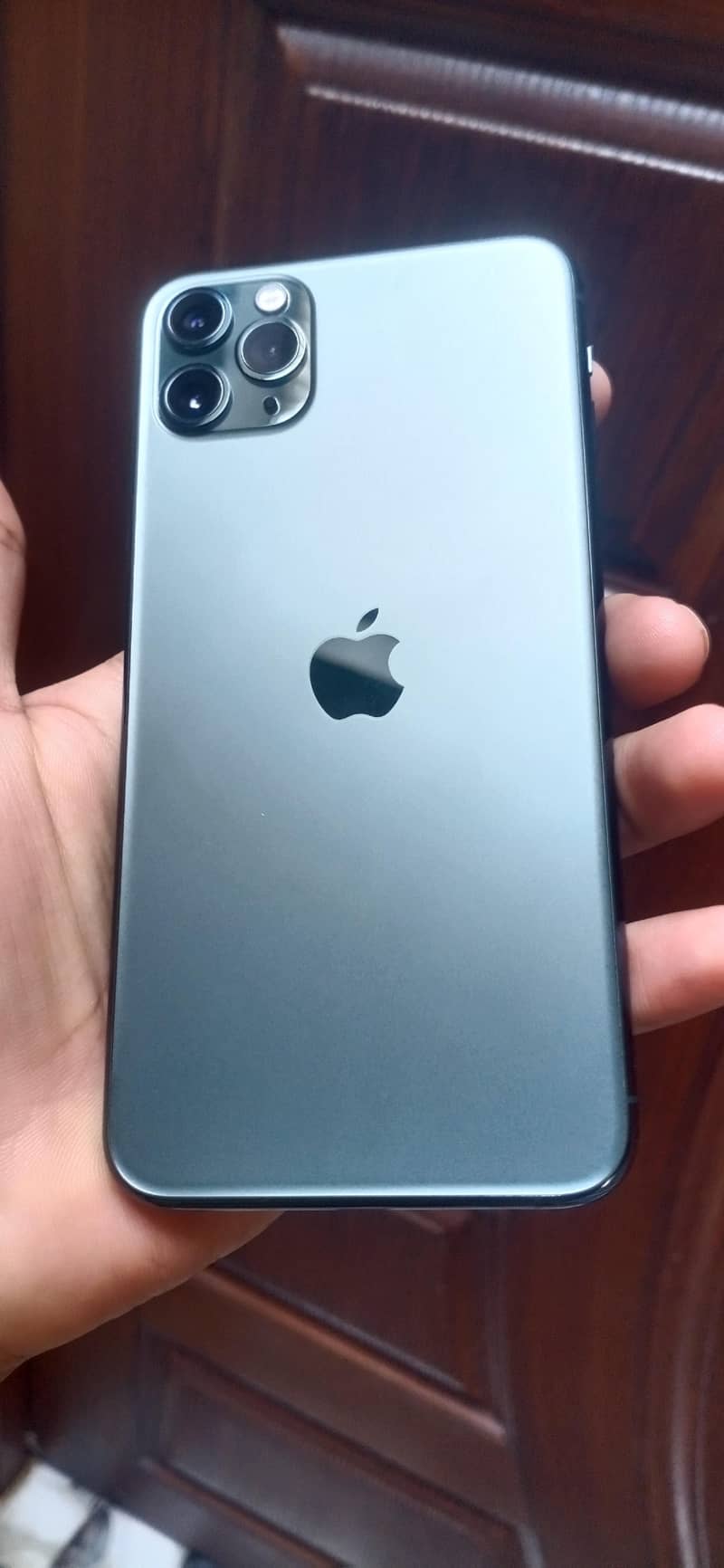 I phone 11pro max Factory unlock

                                                            alt=