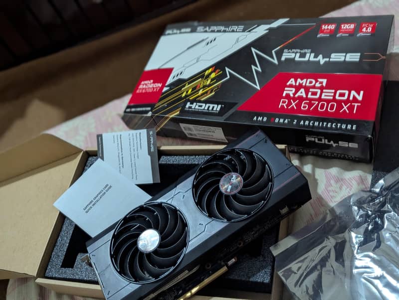 AMD Radeon RX 6700 XT 12GB

                                                            alt=