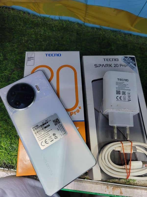 Tecno spark 20 pro plus mobile 16.256 gb 0325-3982-806

                                                            alt=