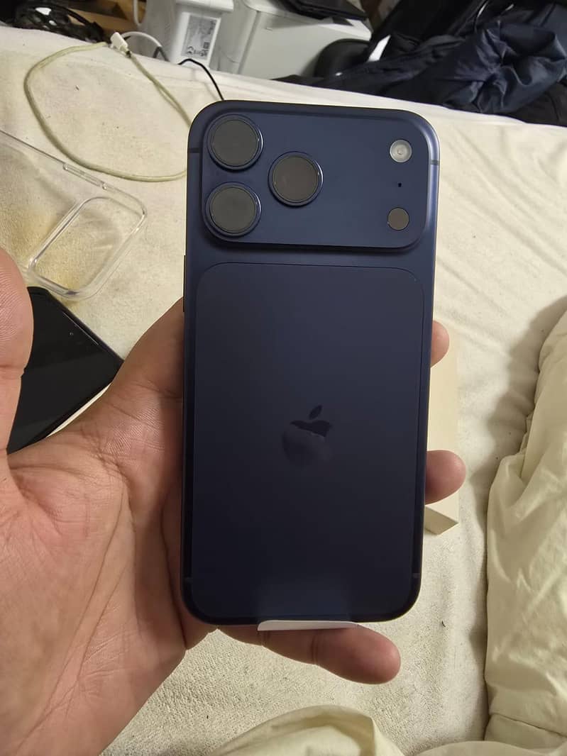 iPhone 17 Pro Max 512gb Blue Non-Active without box

                                                            alt=