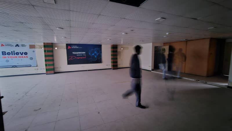 1 Kanal Commercial Building

                                                            alt=