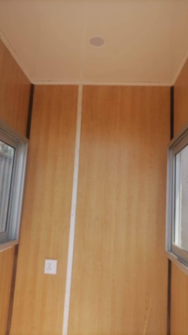 Site office container office marketing prefabricated rooms for guards

                                                            alt=