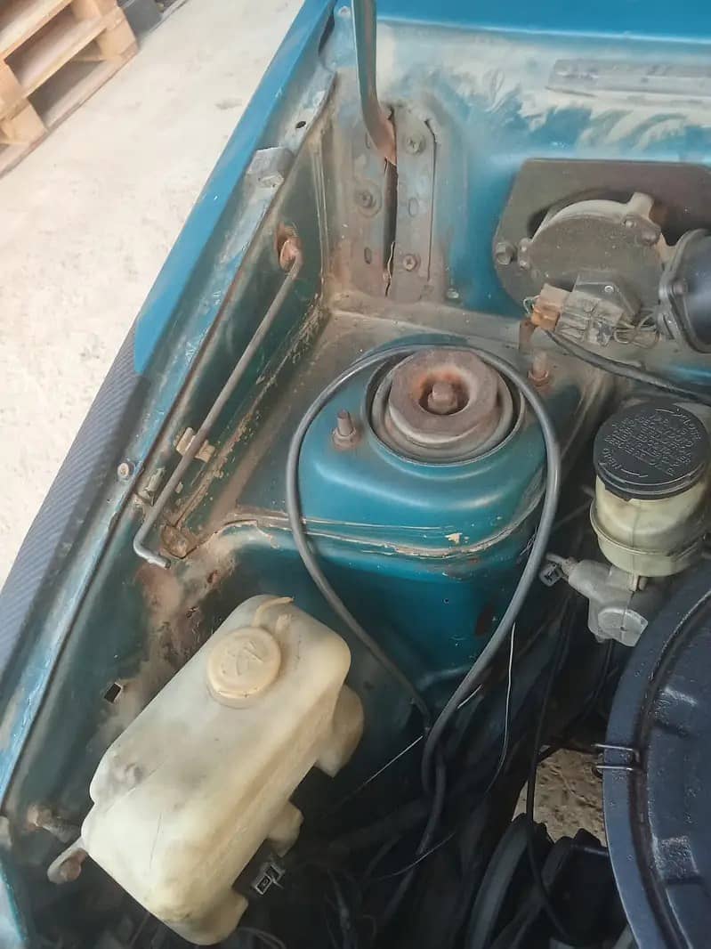 Suzuki Mehran VXR 2000 Model For sale

                                                            alt=