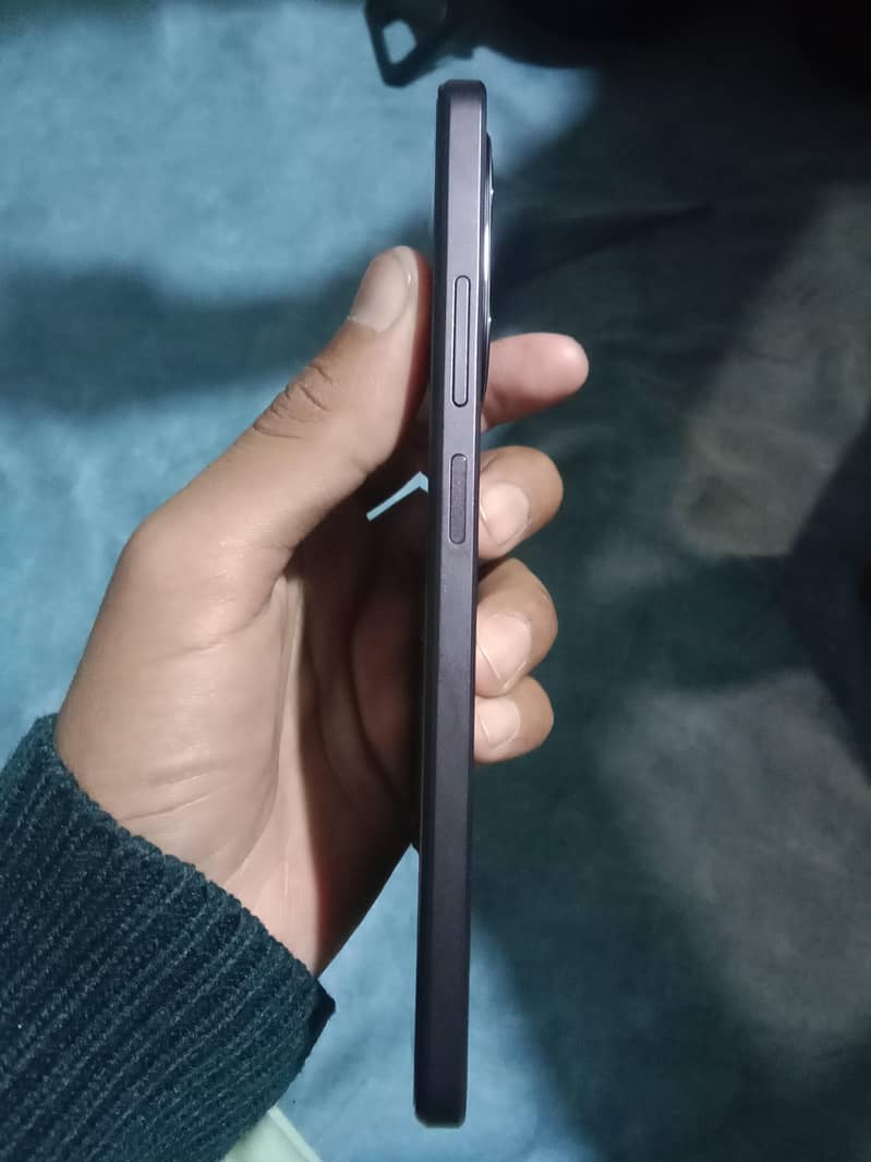 Oppo A5i new 11 month warranty

                                                            alt=