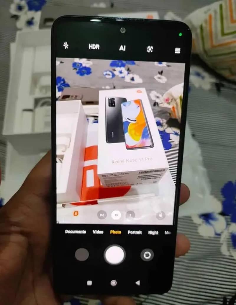 Redmi note 11 pro 6+GB 128GB 67W charger

                                                            alt=