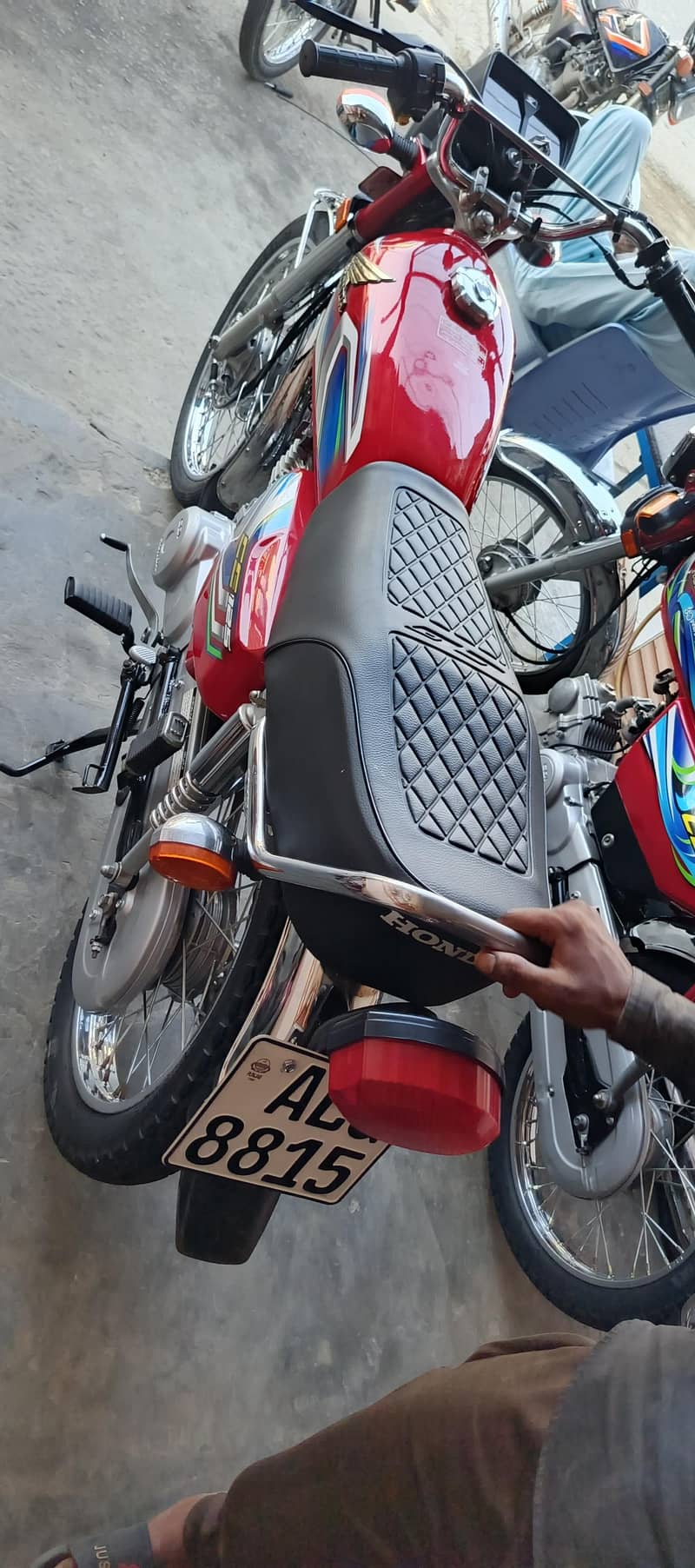 honda 125 10/10

                                                            alt=