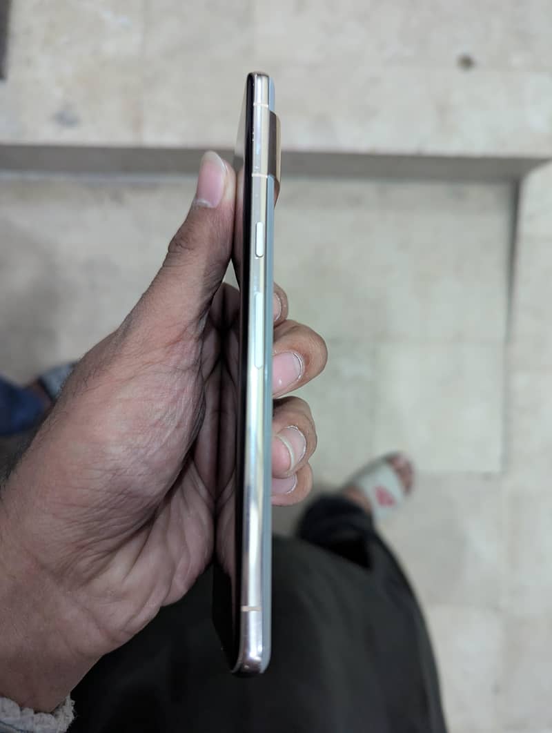 Google pixel 7 pro

                                                            alt=