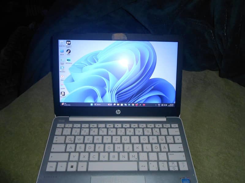 HP core I 4 laptop 2024 model

                                                            alt=
