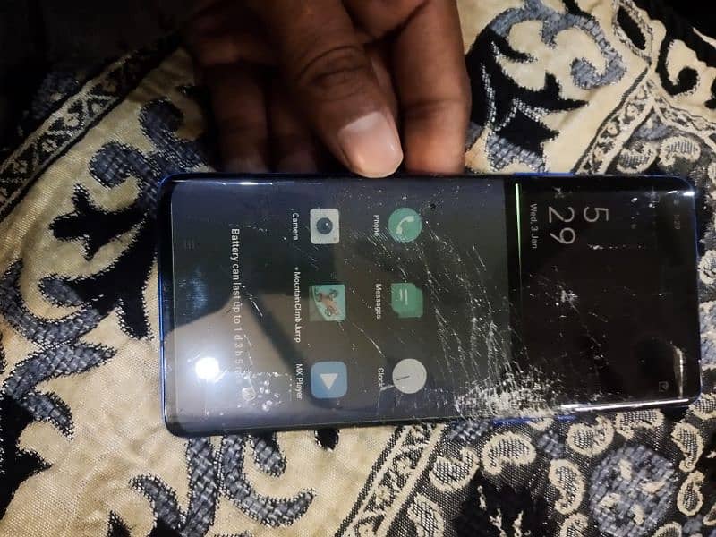 one plus 8 pro 4+8/128 official pta approved koi masla nahi ha panel

                                                            alt=