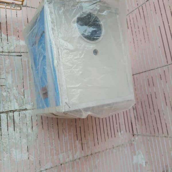 Bird Cage with two breeding box - Colorful love bird cage

                                                            alt=