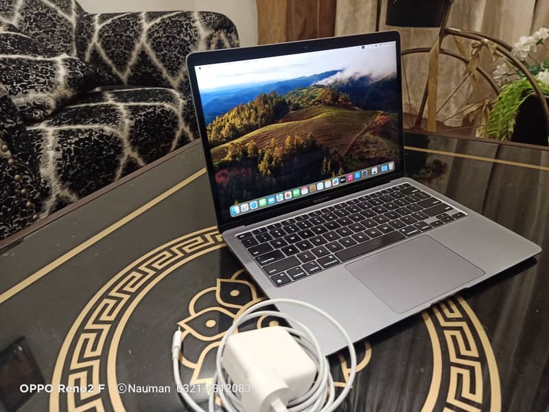 Apple Macbook Air 2020, M1 Chip, 256GB SSD, 8GB Ram Magic keyboard

                                                            alt=