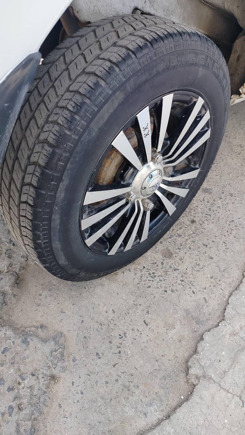 Mehran VXR 2007 Model Car

                                                            alt=