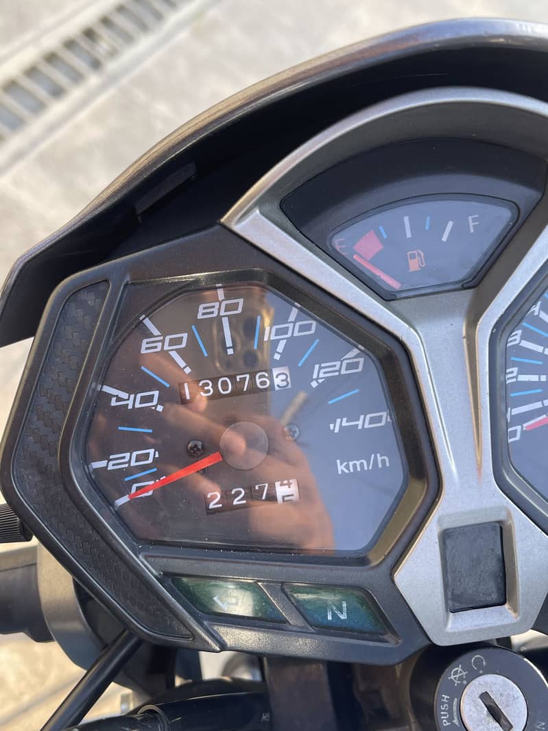 Suzuki Gsx 125

                                                            alt=