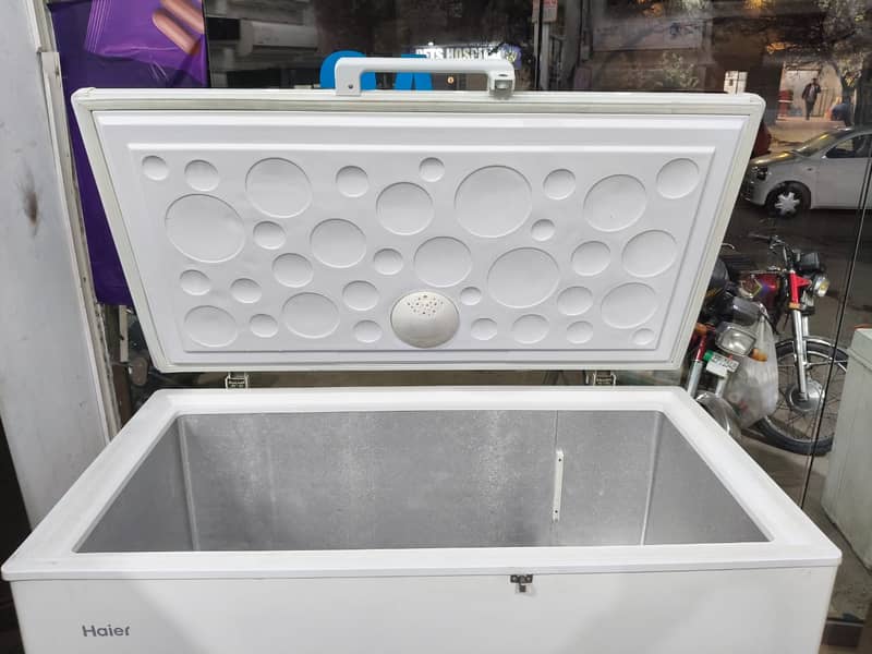 HAier D freezer singel door Genuine {(0306/4462/443)}) topset

                                                            alt=