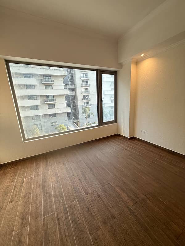 Three bedroom apartment available for rent in Sukh chayn Residency

                                                            alt=