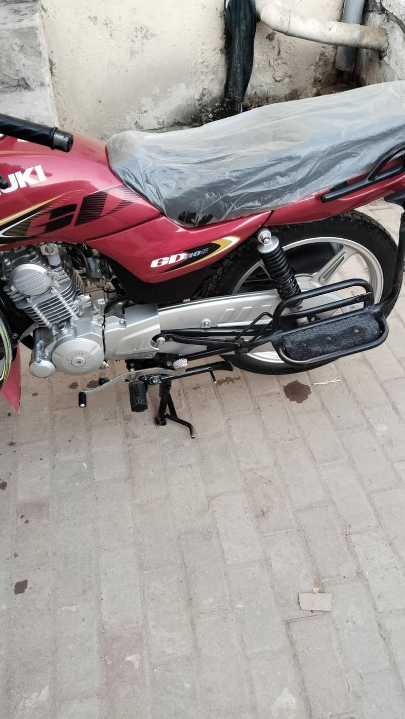 SUZUKI GD110 2024/25

                                                            alt=