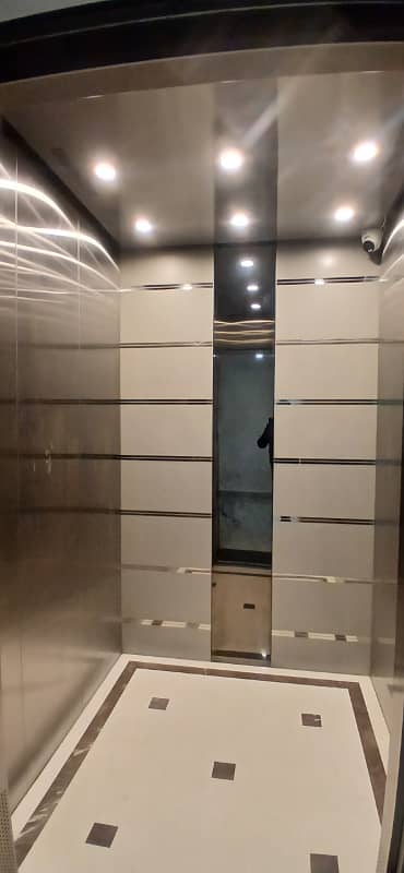 Brand New Luxury 1 Bed Un Furnished Apartment Available For Rent (Airbnb Allow) In Gulberg Lahore!

                                                            alt=