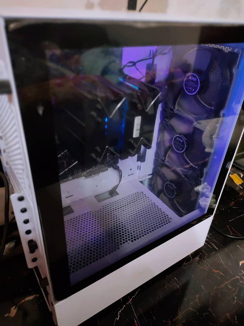 14th Gen i5-14400 Gaming PC | DDR5 | 32GB | 1TB NVMe | Like New

                                                            alt=