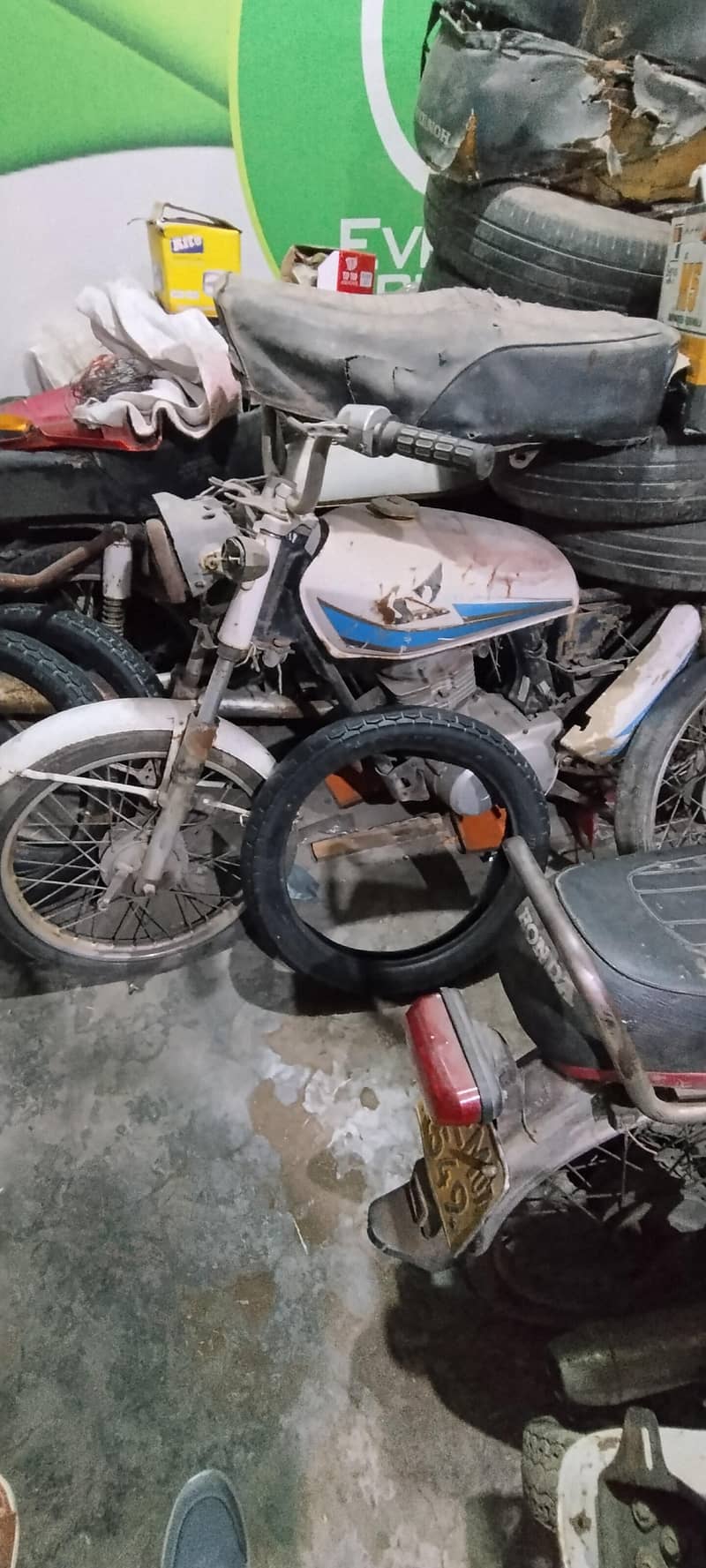 Honda cg 125

                                                            alt=