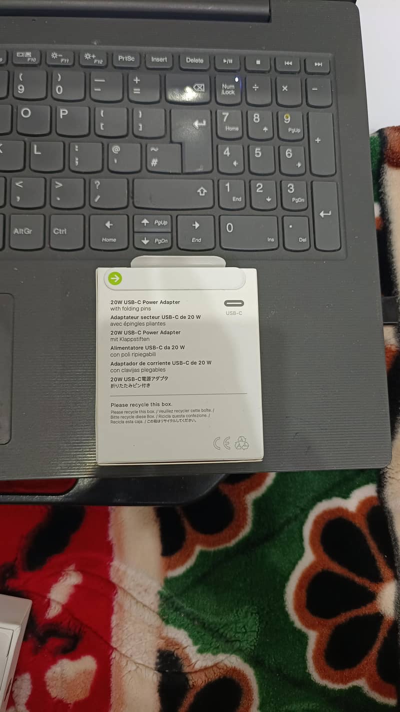 IPHONE 17  256GB  BOX PACK   0336/2739/815

                                                            alt=