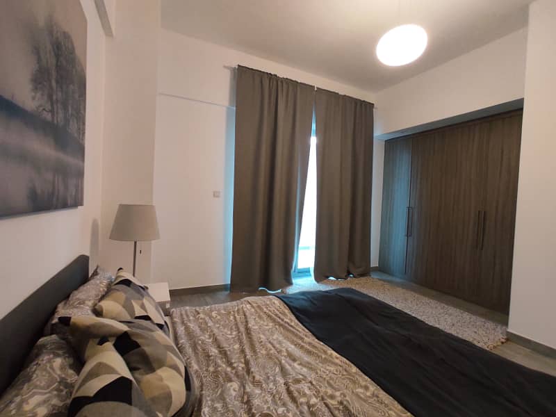 Ready-To-Move Furnished 1 Bed Apartment Prime Location

                                                            alt=