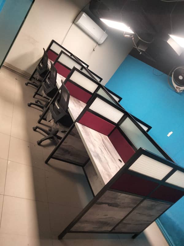 Vip fully furnished office for rent

                                                            alt=