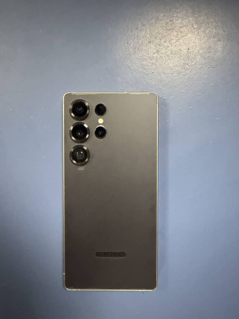 Samsung Galaxy S25 Ultra 512 GB PTA approved

                                                            alt=