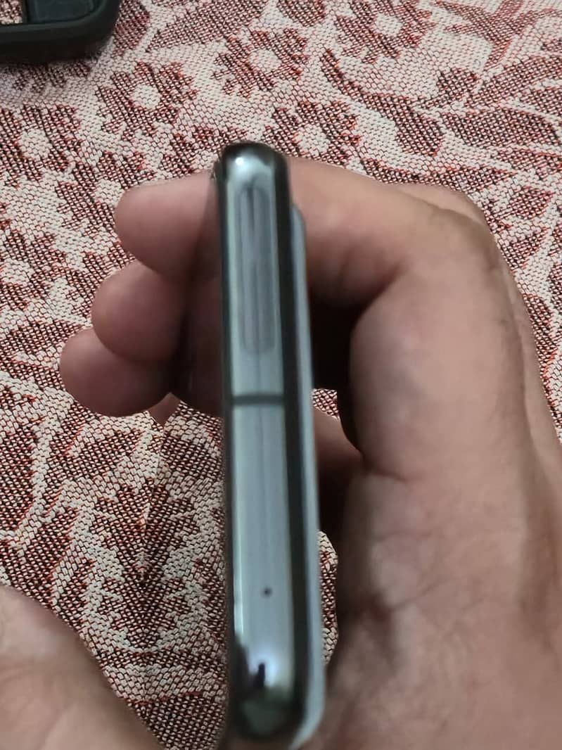 Google Pixel 8 Pro

                                                            alt=