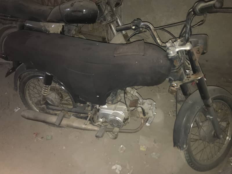 Super star 2008 model urgent sell

                                                            alt=