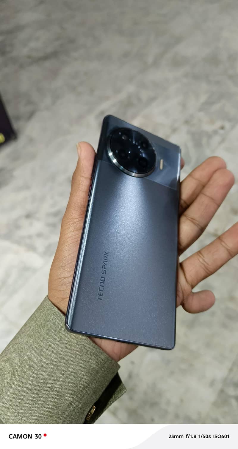 Tecno spark 20 pro plus

                                                            alt=